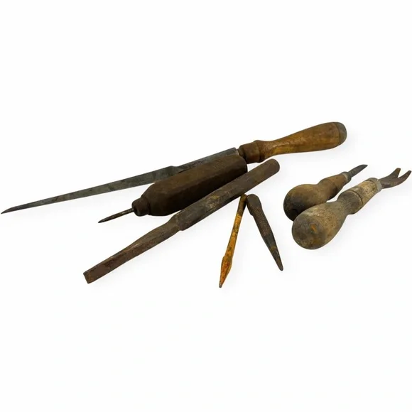 Vintage Woodworking Tool Lot Awls Chisels Gouge Tack Puller 12” - Rustic Decor - Picture 7 of 12